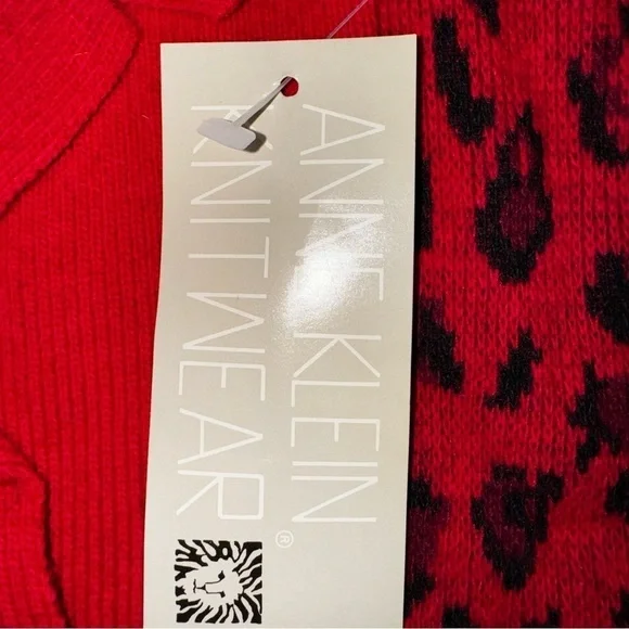 NWT Anne Klein knit wear wool Red Leopard Sweater size medium - Picture 3 of 10